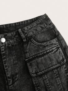 SHEIN EZwear Jeans de pierna ancha de carga con múltiples bolsillos de mezclilla negra desgastada