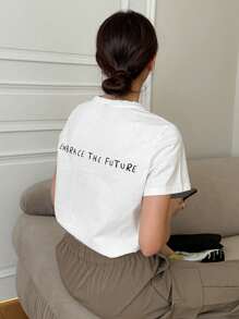 DAZY Camiseta con estampado de eslogan ABRAZA EL FUTURO - Blanco - Ver 8