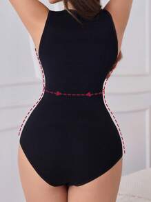 SHEIN Women Solid Seamless Tummy Control Waist Trainer Butt Lifting Shaperwear Square Neck Slimming Sculpting Snatched Waist Short Sleeveless Bodysuit With Front Hook-And-Eye Closure