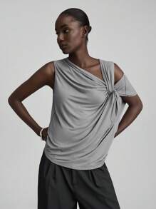 Ontre 2025 春夏女款纯色不对称领口荷叶边短袖 T 恤，适合度假、海滩、派对、休闲、日常通勤、音乐节穿着