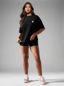 Missguided x Playboy Camiseta oversize para estar en casa, pijama, estampado gráfico, logo, ropa urbana casual de verano, ropa deportiva urbana, confort de fin de semana, moda Y2K
