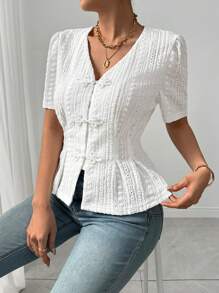 Elenzga Camiseta informal y elegante de mujer con escote en V, botones de nudo chino y decoración en la cintura, adecuada para vacaciones - Blanco - Ver 6