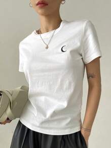 DAZY Moon Embroidery Tee - White - View 8
