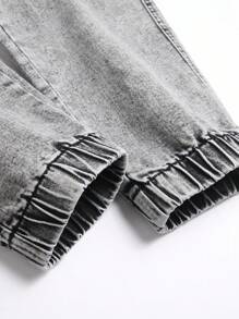 Manfinity LEGND Men's Solid Color Skinny Pocket Casual Fashion Denim Slim Waisted Long Pants