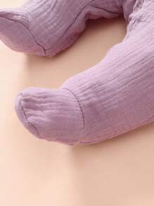 SHEIN 嬰兒女寶寶淺粉色簡約長袖踩腳連體衣，家居服 - 紫色 - 查看 5