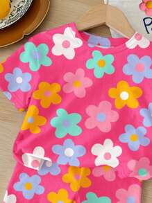 SHEIN 2 件套年轻女孩休闲花卉印花短袖 T 恤和短裤，适合夏季 - 彩色 - 查看 5