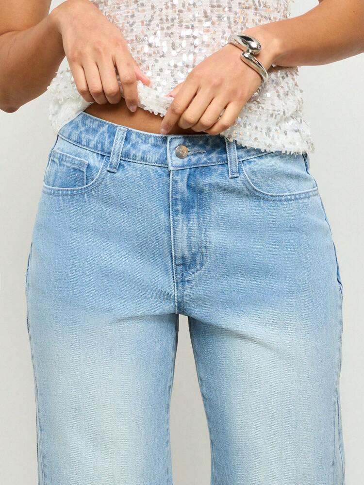 Relaxed Wide Leg High Rise Straight Cut Comfy Denim Jeans