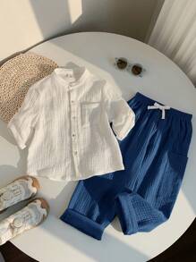 SHEIN 2pcs/Set Boys Casual Sports Vacation Clean Design White Collar Short Sleeve Shirt & Elastic Waist Pocket Solid Color Pants Set, Suitable For Kids Outfits, Young Boy Clothes, Back To School, Birthday Parties, Evenings, Performances, Weddings, Valentine's Day, Everyday Use, School, Travel, Sports, Spring And Summer - Multicolor - View 4