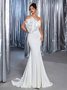 Glamrae Elegant And Simple Summer Fishbone Shaping Oversized 3D Flowers Unique Outline Gorgeous Pearl Chain Suitable For Lawns, Forests, Vacations, Outdoor Occasions Slim Fishtail Wedding Dress, Bride - White - View 6