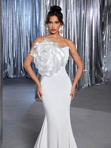 Glamrae Elegant And Simple Summer Fishbone Shaping Oversized 3D Flowers Unique Outline Gorgeous Pearl Chain Suitable For Lawns, Forests, Vacations, Outdoor Occasions Slim Fishtail Wedding Dress, Bride - White - View 1