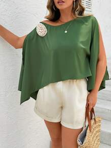 EMERY ROSE Damen Set in großen Größen mit grünem asymmetrischem Ausschnitt, Rüschen-Ärmeln, Blumendekoration Oberteil & apricotfarbener High-Waist Shorts mit Bündchen, 2-teiliges elegantes Lässig-Set - Verschiedenfarbig - Übersicht 4