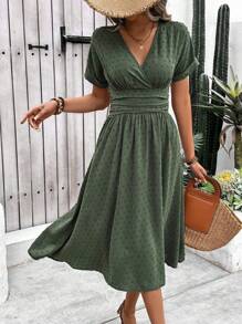 SHEIN Tall Women's Holiday Leisure Solid Color Cinched Waist Dress Maxi Women Outfit - Green - View 5