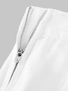 SHEIN Girlism Teen Girl Minimalist Solid Color Raw Hem Pleated Denim Mini Skirt, Summer - White - View 3