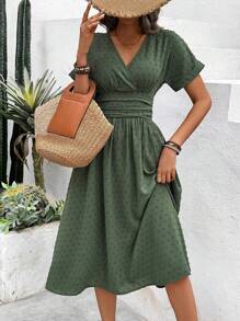 SHEIN Tall Women's Holiday Leisure Solid Color Cinched Waist Dress Maxi Women Outfit - Green - View 1
