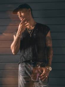 AXEPEAK V-Neck Hollow Design Men's Knitted Sleeveless Vest, Fashionable Shiny Fabric - Black - View 4