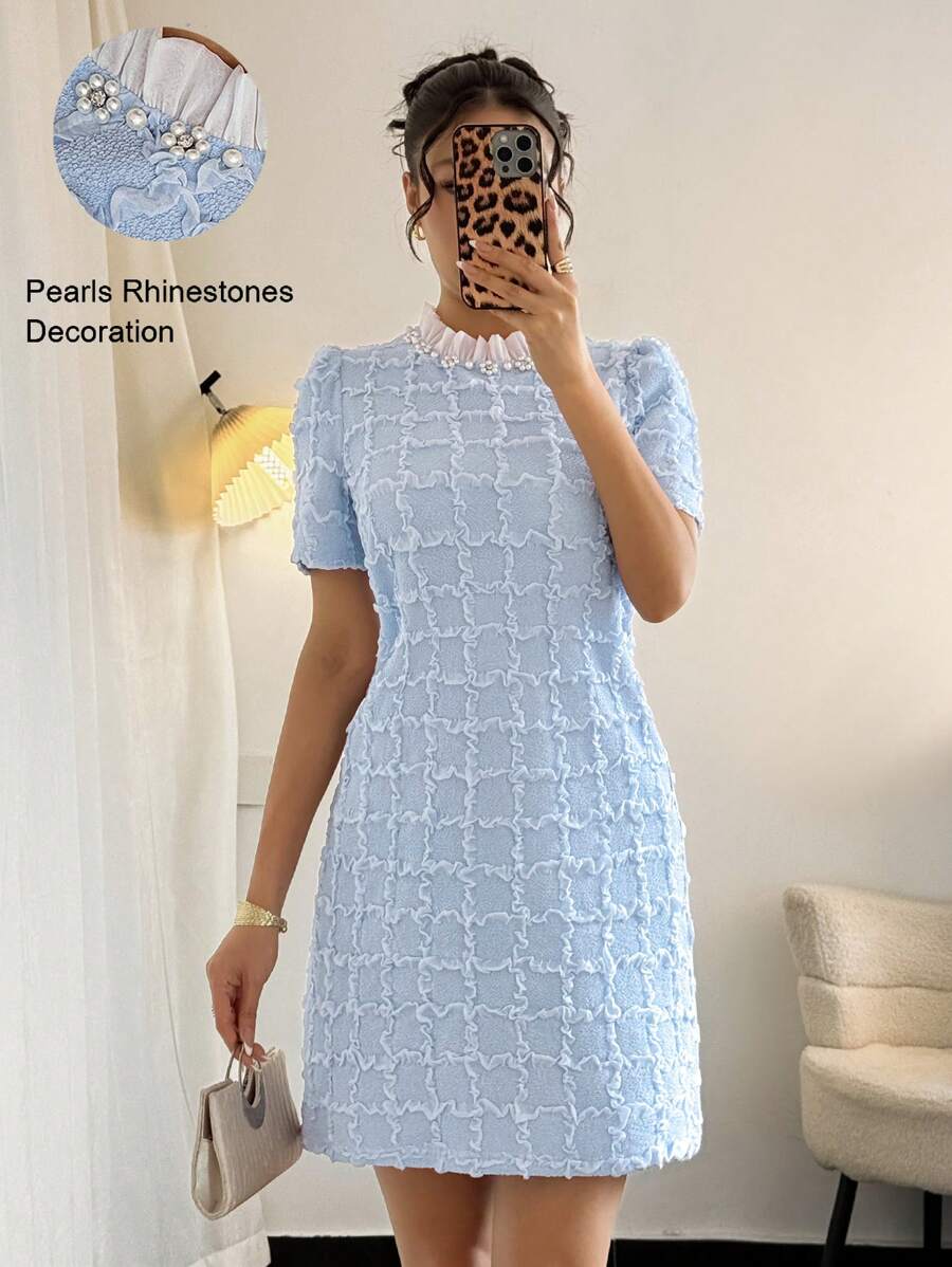 Elenzga 女士优雅法式新款夏季连衣裙，荷叶边网纱拼接，精致珍珠和水钻装饰，泡泡袖圆领宽松A字中长连衣裙 - 藍色 - 查看 1