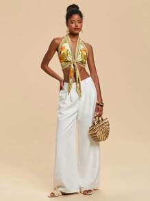 Travachic Women's Summer Vacation Floral Print Knot Front Halter Top, Printed Sleeveless Tops, Vacation Style, Woven Graphic Printed, Casual Summer, Bohemia Beach Vacation, Boho Chic, Country Concert, Holiday Festival, Beach, Graduation, Old Money Style Women, Mother's Day - White - View 3