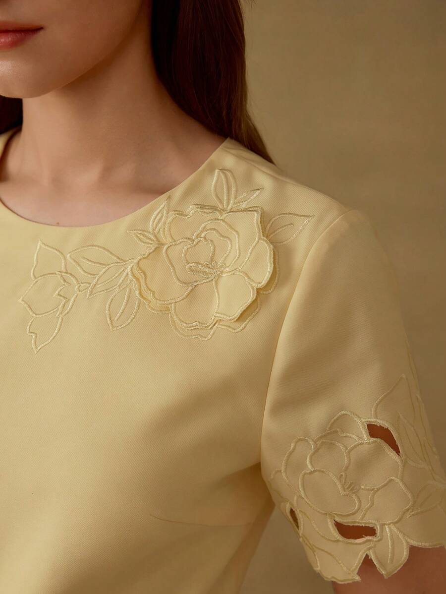 MOTF PREMIUM FLORAL EMBROIDERY FLOWY DRESS