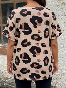 SHEIN LUNE Plus Size Women V-Neck Leopard Print Short Sleeve T-Shirt Vacation Woman Beach For Woman Festival Business Casual Woman - Multicolor - View 5