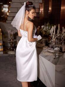 SilkySpell فستان زفاف أبيض مثير مرصع بشكل كبير بريش ودانتيل مع خصر مخمل فاخر - أبيض - مشاهدة 2