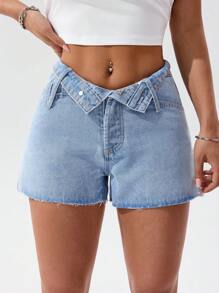 SHEIN PETITE 夏季休闲水洗不对称口袋磨边牛仔短裤 - 藍色 - 查看 4