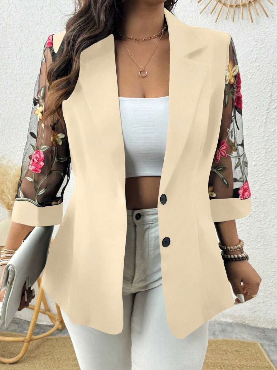 SHEIN Clasi 大码女式西装外套，流行网眼拼布面料，略微收腰，前开式纽扣开合，经典设计，时尚百搭，七分袖，适合春夏季节。非常适合元旦、音乐节、情人节、感恩节、圣诞节、万圣节、休闲聚会、海滩度假、公园野餐、通勤、购物、婚礼等各种场合。舒适的特种面料，性价比高。