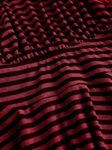 ROMWE Grunge Punk 2 Stück/Set Sexy Punk Streetwear gestreifter Kontrast Schwarz & Rot Schal Accessoire und ärmellose kurze T-Shirt mit hohem-niedrigem Saum für Frauen