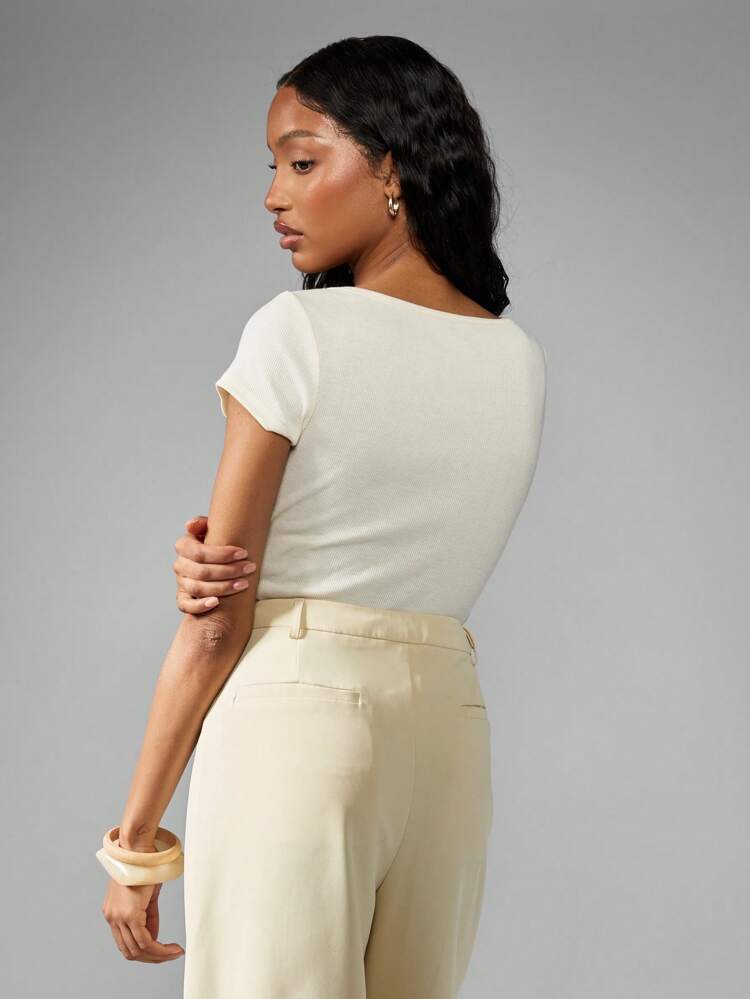 MISSGUIDED Timeless Ribbed Bodysuit Short Sleeve Scoop Neck Fitted Basic Layering Essential Casual Office Work Body Suit Professional Workwear Spring Summer
