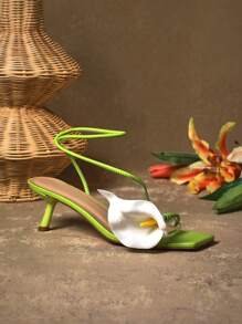 SHUZIA Sandalias elegantes de mujer con tiras en los tobillos, tacón de aguja sexy y decoración de flores