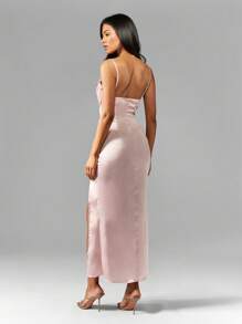 MISSGUIDED 优雅缎面中长款连衣裙，镂空细节，褶皱胸围，可调节细肩带，侧开衩，适合晚会、舞会、伴娘、特殊场合