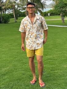 DAZY Summer Multi-Color Floral All Over Print Men's Beach/Holiday Shirt