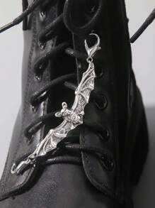 ROMWE Grunge Punk 2pcs Gothic Bat Shoe/Boot Decorations, Holiday Party Gifts