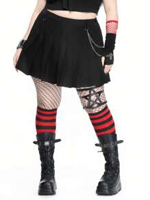 ROMWE Gothic College Casual Pleated Plus Size Women Skirt With Chain, Back To School Season - Black - View 1