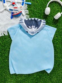SHEIN Baby Boy Casual Holiday Cute Shark Design Beach Bathing Towel, Suitable For Beach, Seashore, Hot Spring