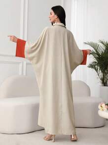 SHEIN Najma Túnica con mangas tipo murciélago y puños bordados de color contrastante, estilo modesto tipo kaftan