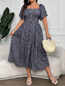 Calvaya Plus Size Women's Ditsy Floral Print Square Collar Buttoned Dress Maxi Women Outfit