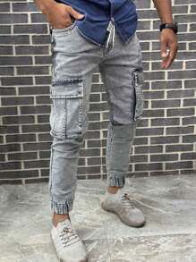 Manfinity LEGND Men's Solid Color Skinny Pocket Casual Fashion Denim Slim Waisted Long Pants