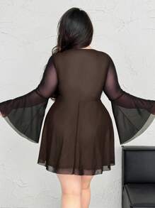 Flirla Plus Size Sexy Contrast Color V-Neck Heart Shape Bell Sleeve A-Line Short Dress Fall Cloth For Women - Camel - View 2