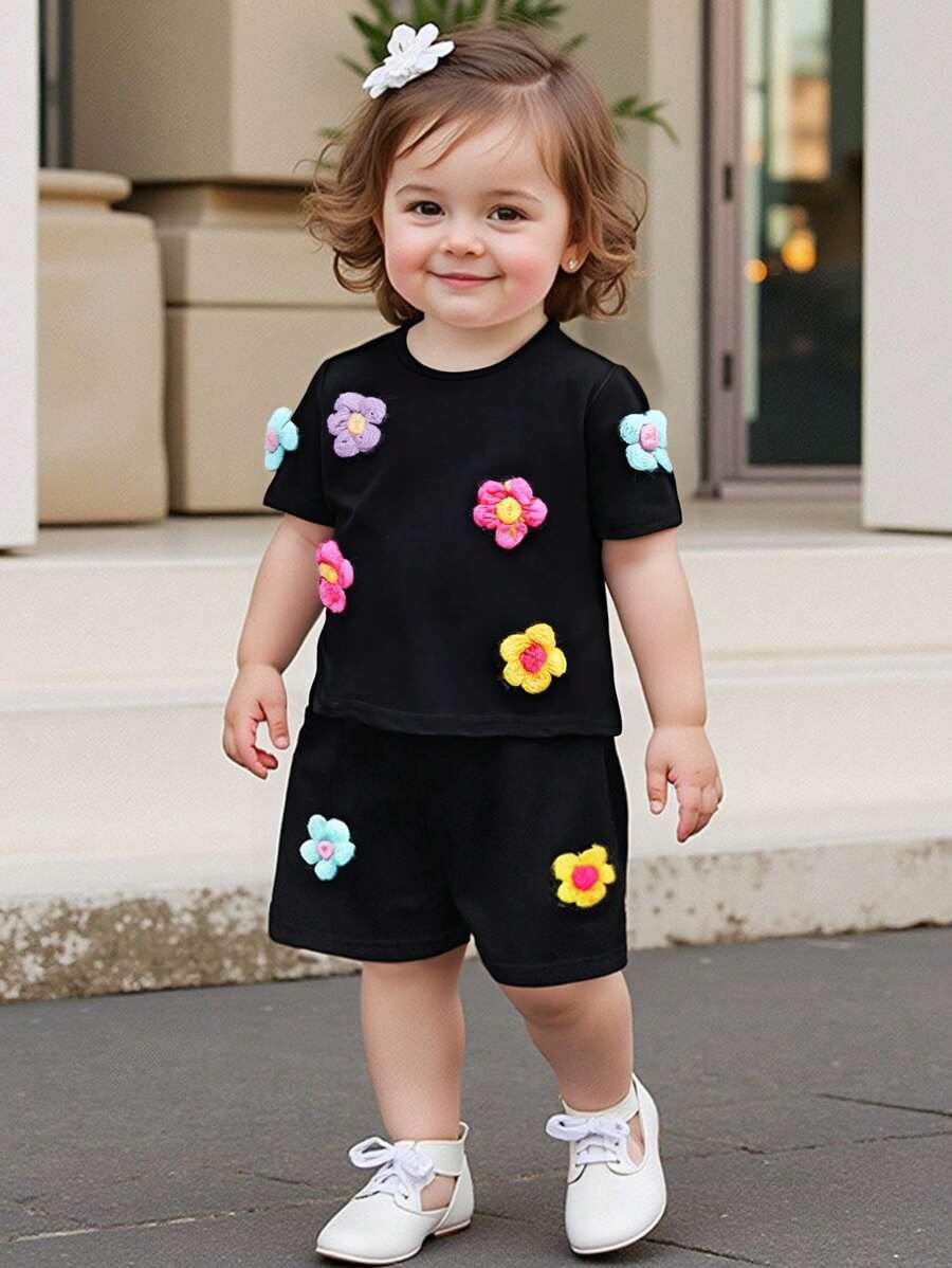 2 Stücke/Set Säugling/Kleinkind Mädchen Frühling/Sommer Lässig Modisch Süß Farbig 3D Blumen Dekor Weicher Strick Kurzarm Rundhals T-Shirt Top und Loose Shorts Outfit, 1-3 Jahre alt, Schwarz, Komfortabler Stylischer OOTD