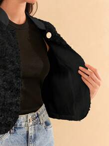 SHE(IN) BRASIL Áo khoác chi tiết vạt trước có nút - màu đen - Xem 6