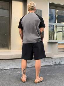 DAZY Summer Letter Print Multi-Color Men's T-Shirt And Pocket Shorts Set - Multicolor - View 2