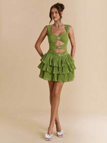 SHEIN BAE Green Solid Color Sexy Starfish Metal Decor Hollow-Out Ruffle Tiered Hem Elegant Dress, Suitable For Beach Vacation, Ruffle Graceful Dress, Brunch Dress