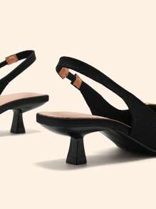 CUCCOO BASICS 女士复古花卉印花金属扣链条设计尖头细带小猫跟高跟鞋，优雅适合日常穿着、家庭聚会、通勤、户外、春夏季，棕色