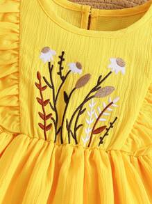 SHEIN Playful Pals Baby Girl Yellow Summer Holiday Style Dress With Embroidery Design And Ruffle Hem, Suitable For Outing And Everyday Wear Yellow Baby Outfit Yellow Dresses For Toddlers - Yellow - View 5