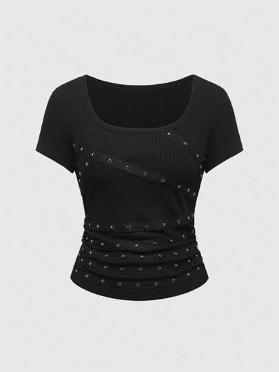 J-Fashion T-Shirt noir décolleté dos nu sexy avec rivets, style punk, convient pour l'été, la plage, la cérémonie de remise des diplômes, Pâques, les concerts de musique, Nashville, les festivals