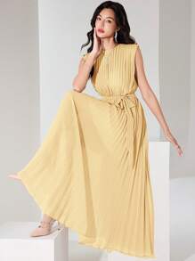 Heiryn Elegant Pleated Long Dress, Suitable For Commuting Butter Yellow Dress, Graduation Dress - Yellow - View 2