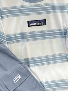 SHEIN 2 sztuki/zestaw Swobodny kostium dla nastolatków dla chłopców Ubrania dla nastolatków Ulica Sportowy Styl przygotowawczy Paski Kolor Blok Krótki Rękaw T-shirt i khaki Cargo Shorts Set - Brudny niebieski - Zobacz 4