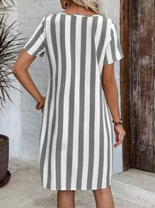 EMERY ROSE Women Striped Print Patch Pocket Round Neck Short Sleeve Short Dress Summer Dresses For Women,Shirt Dresses For Women