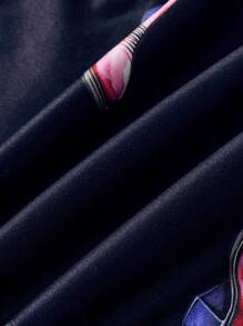 SHEIN بيجامة ذات طباعة جرافيك من توب بأكمام قصيرة وبنطال للمراهقات - الأحمر - مشاهدة 10