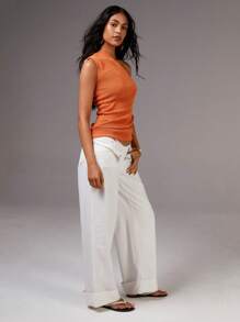 Athîral Blusa de punto sin mangas con escote asimétrico y drapeado, color liso